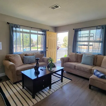 Peaceful 2 Bed In Westminster Apartment